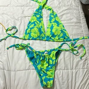 Plus Size Tropical Floral Bikini